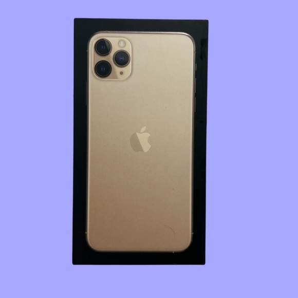 Apple iPhone 11 Pro Max Gold - Picture 1 of 9